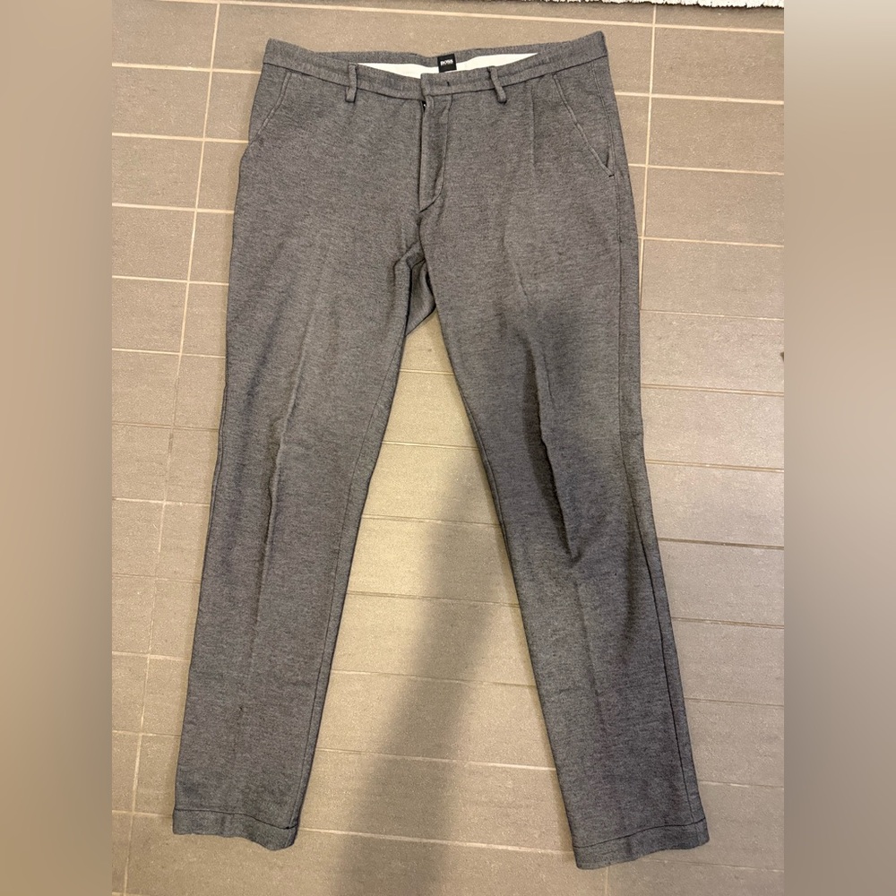 Hugo Boss Men's Gray Dress Pants